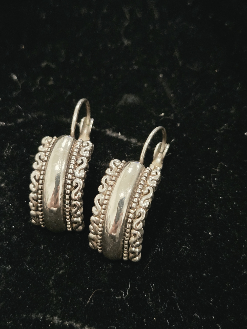 Elegant Silver Tone  Half Hoop Detailed Earrings - Silver
